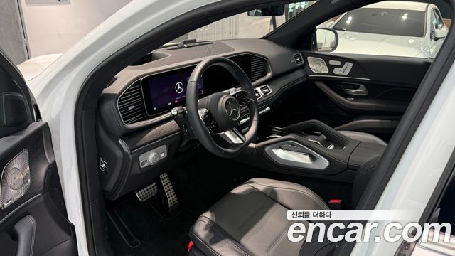 Mercedes-Benz GLE-Class 2025 — photo 9