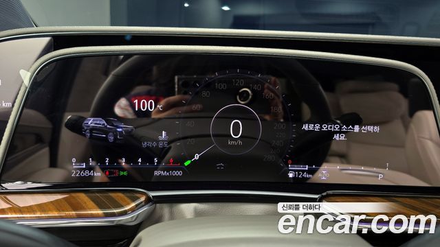 Cadillac Escalade 2024 — photo 8