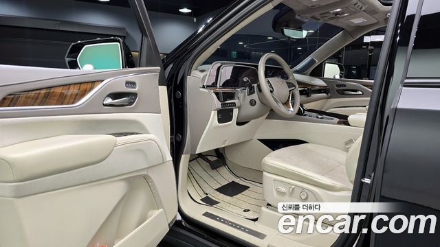Cadillac Escalade 2024 — photo 10