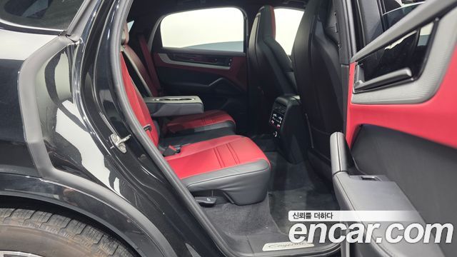 Porsche Cayenne 2026 — photo 12
