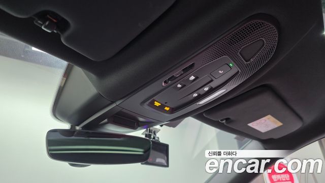Porsche Cayenne 2026 — photo 17
