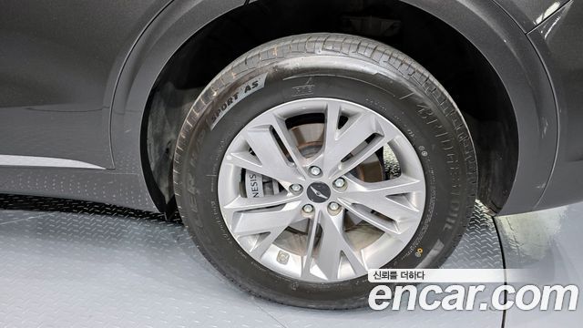 Genesis GV70 2025 — photo 7