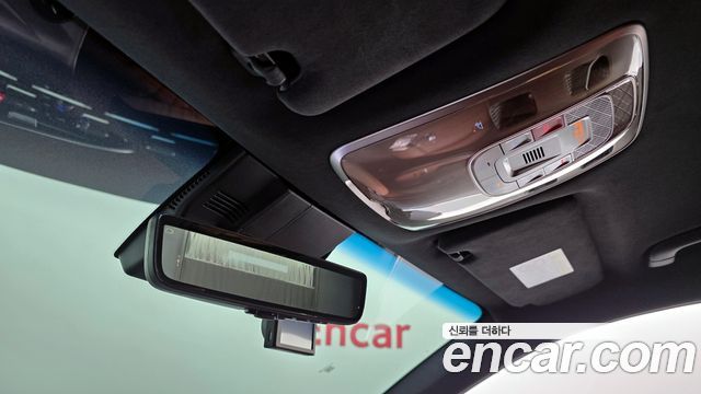 Genesis GV70 2025 — photo 32