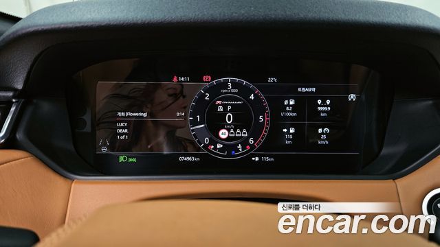 Land Rover Range Rover Velar 2019 — photo 11