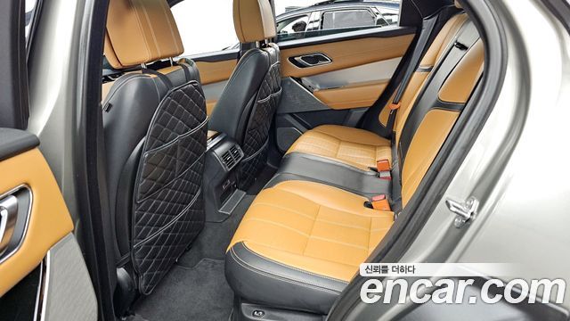 Land Rover Range Rover Velar 2019 — photo 18