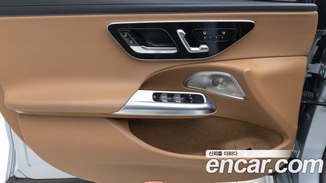 Mercedes-Benz E-Class 2024 — photo 15
