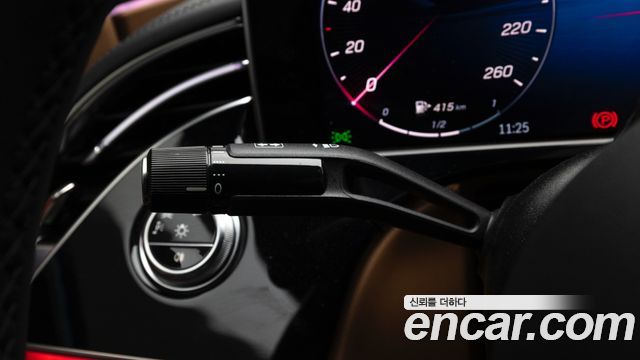 Mercedes-Benz E-Class 2024 — photo 18