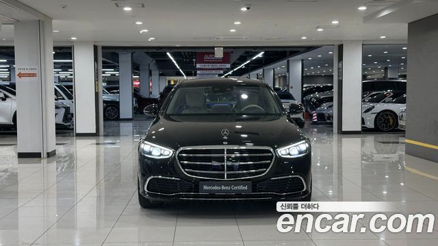Mercedes-Benz S-Class 2026 — photo 2