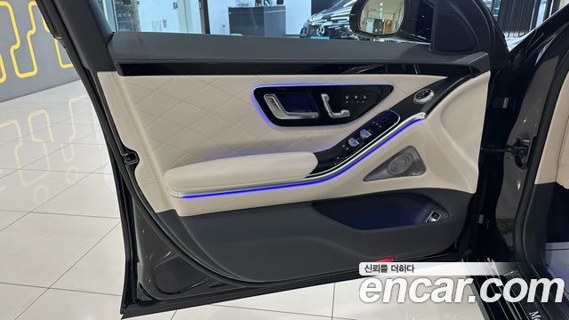 Mercedes-Benz S-Class 2026 — photo 12