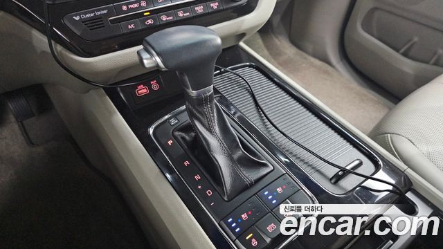 Kia Canival 2018 — photo 9