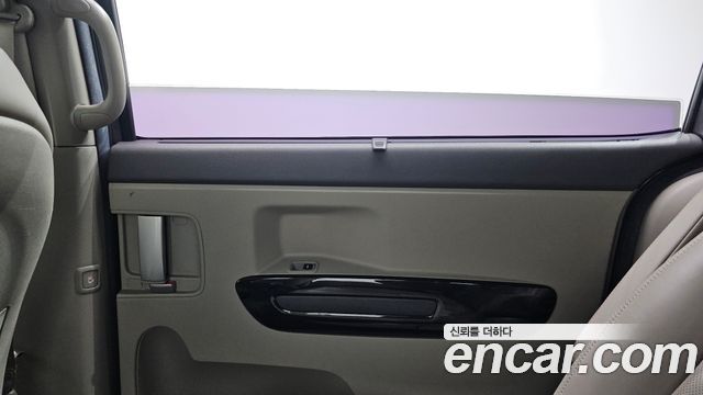 Kia Canival 2018 — photo 11
