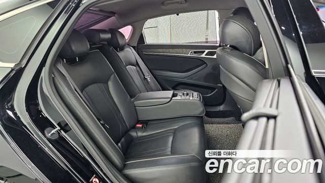 Hyundai Genesis 2016 — photo 17