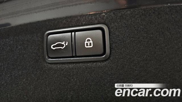 Hyundai Genesis 2016 — photo 24