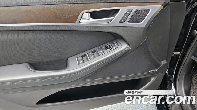 Hyundai Genesis 2016 — photo 14
