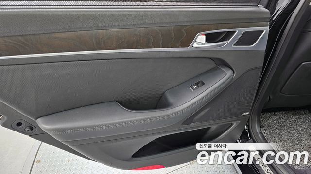 Hyundai Genesis 2016 — photo 15