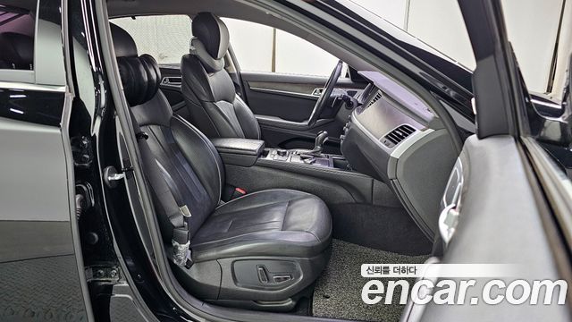 Hyundai Genesis 2016 — photo 16