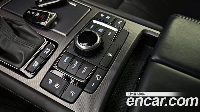 Hyundai Genesis 2016 — photo 31