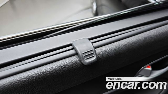 Hyundai Genesis 2016 — photo 32