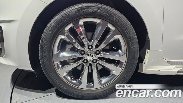 Kia Canival 2018 — photo 5