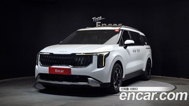 Kia Canival 2024 — photo 1