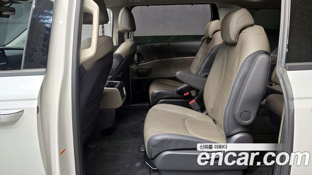 Kia Canival 2024 — photo 18
