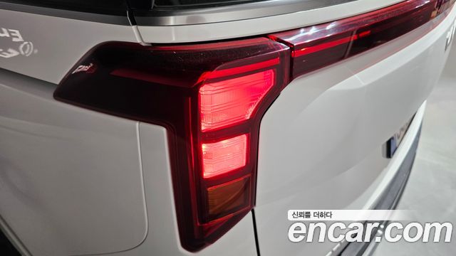 Kia Canival 2024 — photo 9