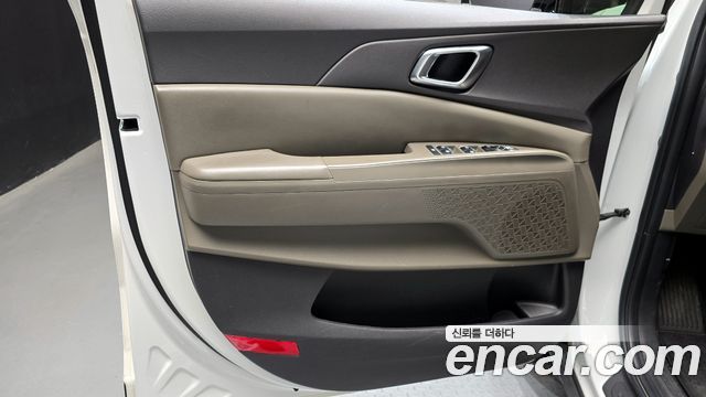 Kia Canival 2024 — photo 14