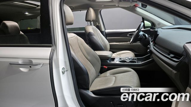 Kia Canival 2024 — photo 16