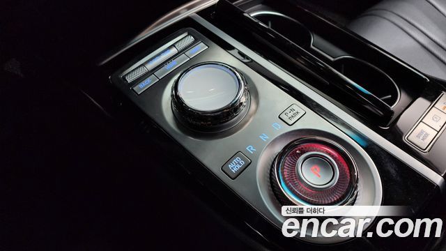 Genesis G80 2023 — photo 9