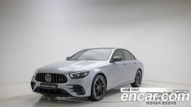 Mercedes-Benz E-Class 2023 — photo 1