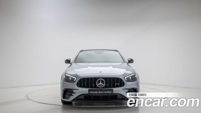 Mercedes-Benz E-Class 2023 — photo 3