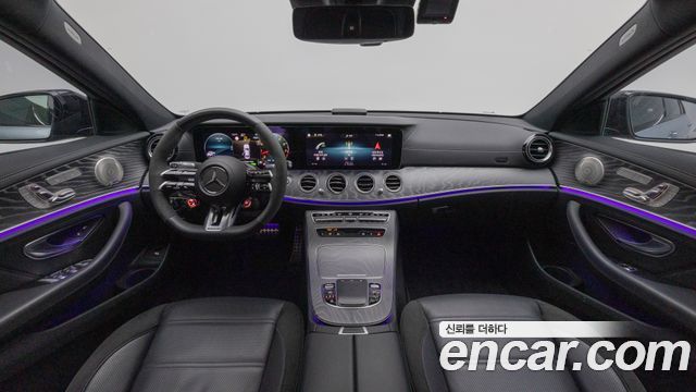Mercedes-Benz E-Class 2023 — photo 7