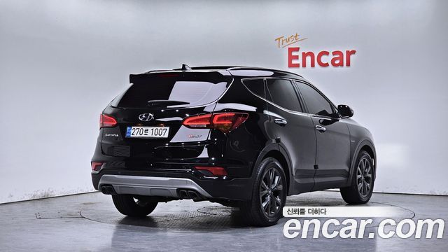 Hyundai Santafe 2017 — photo 2