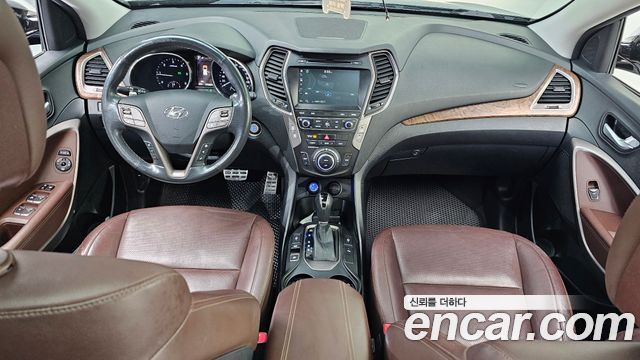 Hyundai Santafe 2017 — photo 10