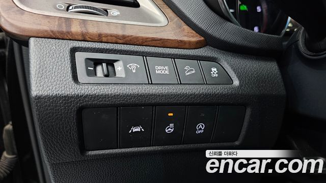 Hyundai Santafe 2017 — photo 22