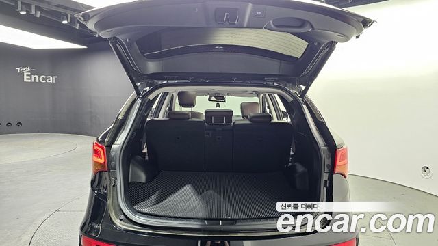 Hyundai Santafe 2017 — photo 26