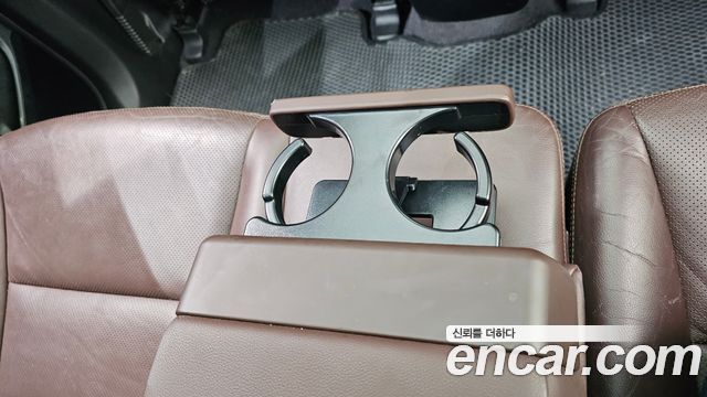 Hyundai Santafe 2017 — photo 28