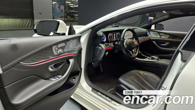 Mercedes-Benz CLS-Class 2020 — photo 13
