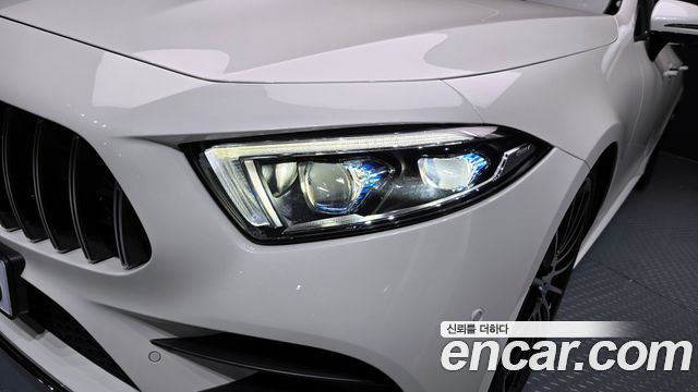 Mercedes-Benz CLS-Class 2020 — photo 8