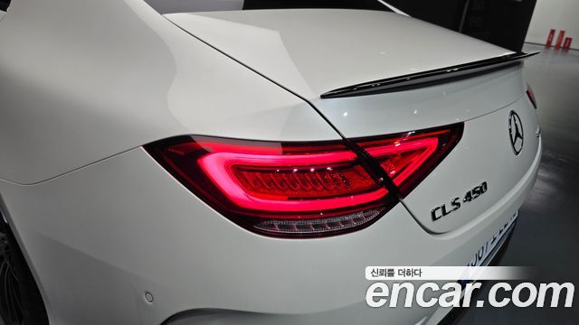 Mercedes-Benz CLS-Class 2020 — photo 9