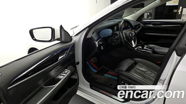 BMW Gran Turismo 2019 — photo 13