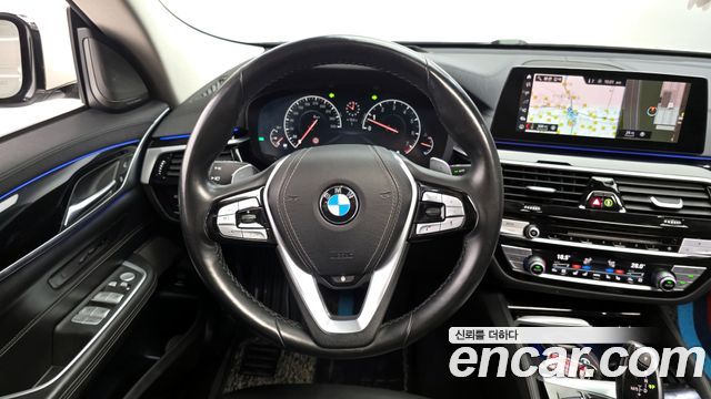 BMW Gran Turismo 2019 — photo 19