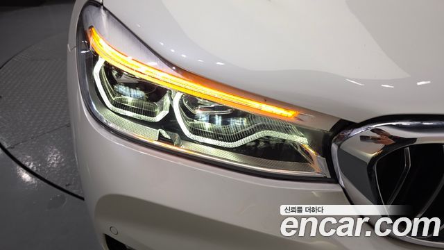 BMW Gran Turismo 2019 — photo 8