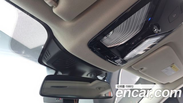 BMW Gran Turismo 2019 — photo 27