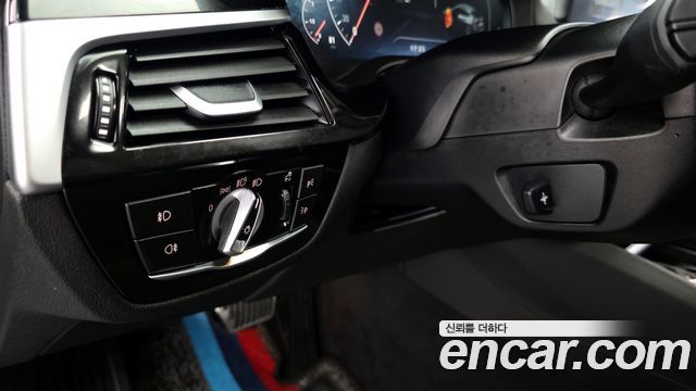 BMW Gran Turismo 2019 — photo 28