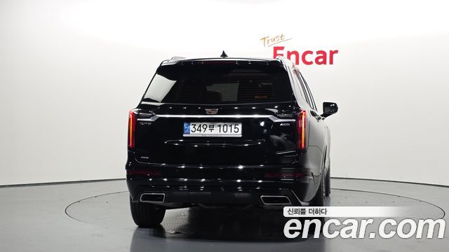 Cadillac XT6 2023 — photo 4