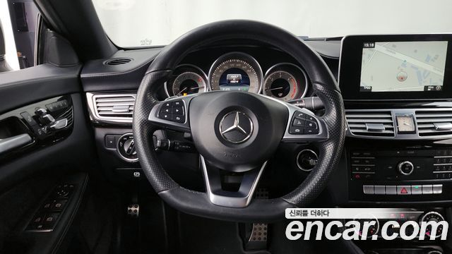 Mercedes-Benz CLS-Class 2017 — photo 19