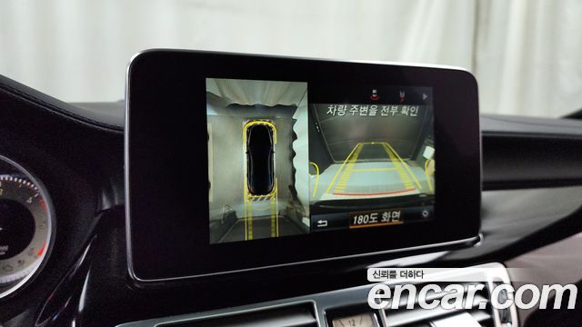 Mercedes-Benz CLS-Class 2017 — photo 21