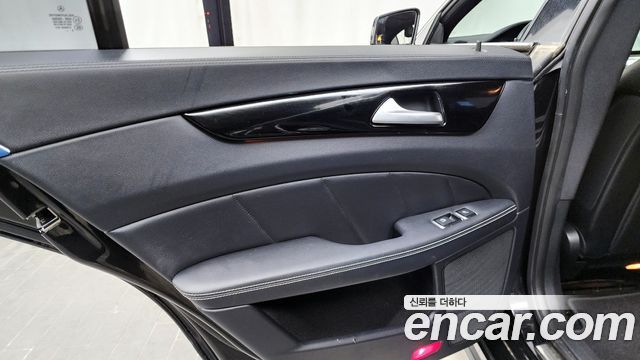 Mercedes-Benz CLS-Class 2017 — photo 15