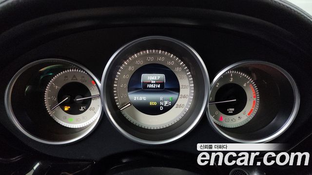 Mercedes-Benz CLS-Class 2017 — photo 16